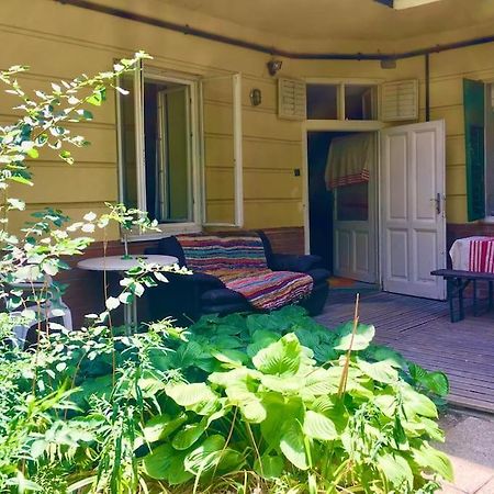 Vintage Studio Apartment, Garden And Free Parking 부다페스트 외부 사진